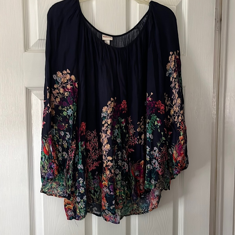 Merona navy floral flowy top